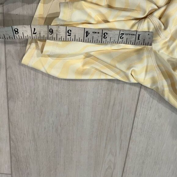 FABLETICS
Sign In
Oasis PureLuxe High-Waisted 6'
Short size XL - Picture 6 of 7